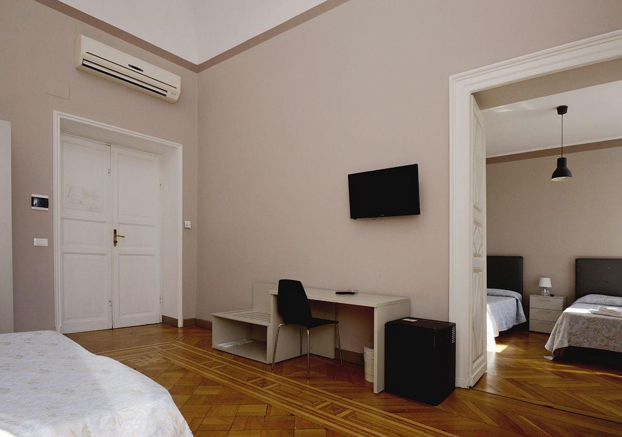 Hotel Mediterranee Γένοβα Εξωτερικό φωτογραφία