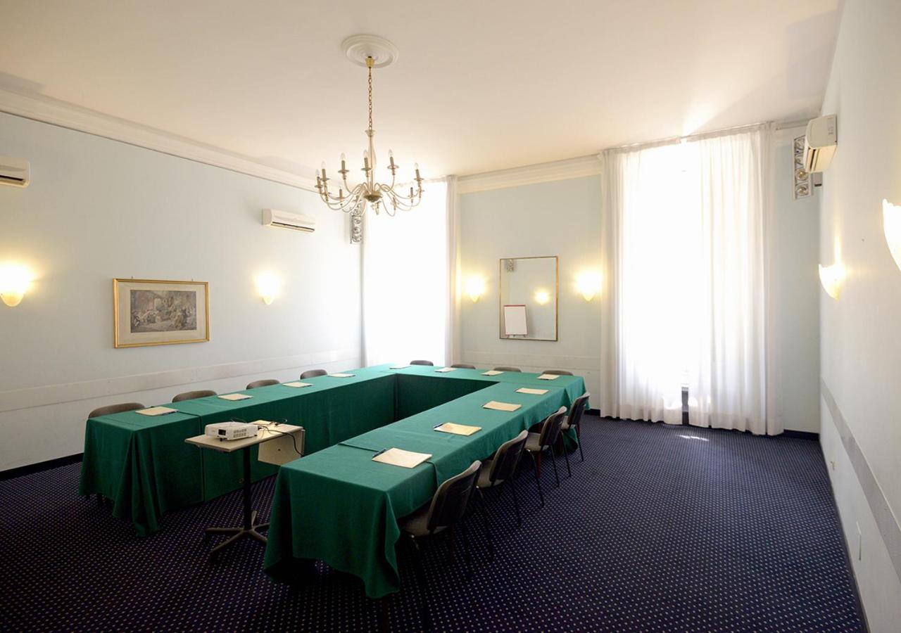 Hotel Mediterranee Γένοβα Εξωτερικό φωτογραφία
