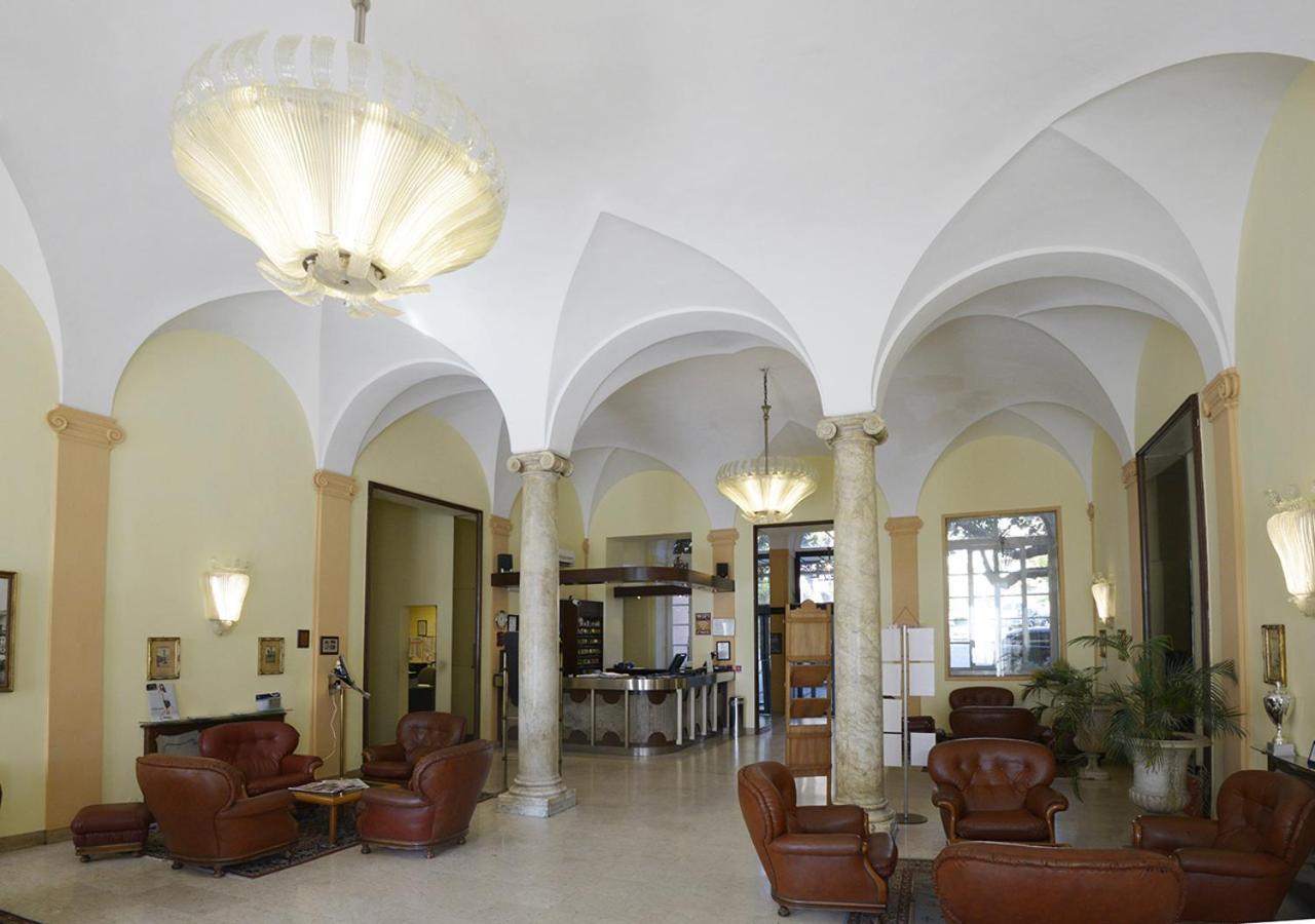 Hotel Mediterranee Γένοβα Εξωτερικό φωτογραφία