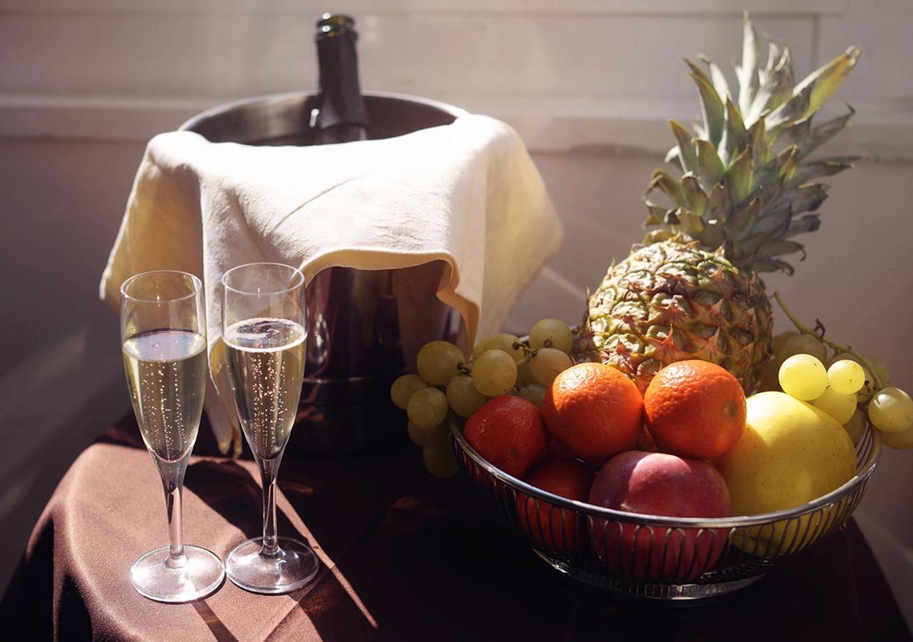 Hotel Mediterranee Γένοβα Εξωτερικό φωτογραφία